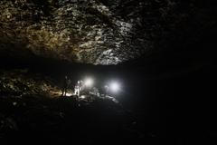 „Kdo jiný má zachraňovat člověka, kterému se v jeskyni přihodí nehoda? Musí to být někdo, kdo se v tom prostředí cítí dobře a zná ho,“ shrnuje podstatu speleologické záchranné služby velitel stanice Čechy Michal Novák. 