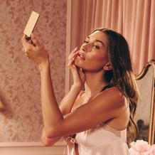 Valentýnská kampaň s názvem A Very VS Valentine’s