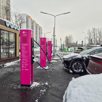 Nabíjecí stanice elektromobilů v Moskvě