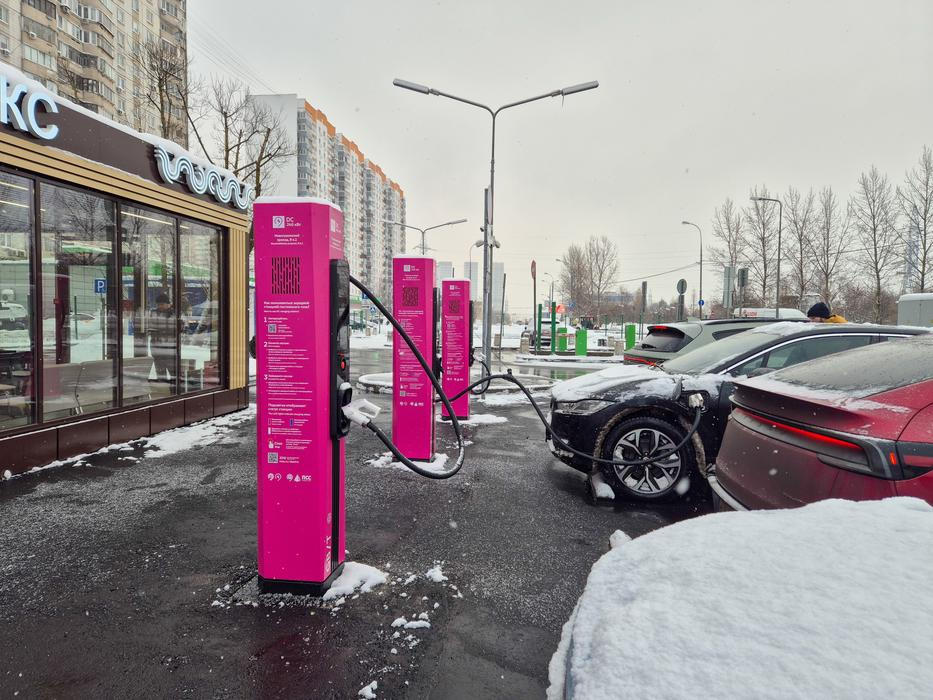 Nabíjecí stanice elektromobilů v Moskvě