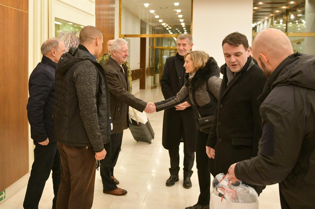 Venezuelské úřady zadržely Darmovzala při jeho turistické návštěvě země v září 2024 s tvrzením, že se chystal podílet na plánu zabít Madura a svrhnout tamní vládu.