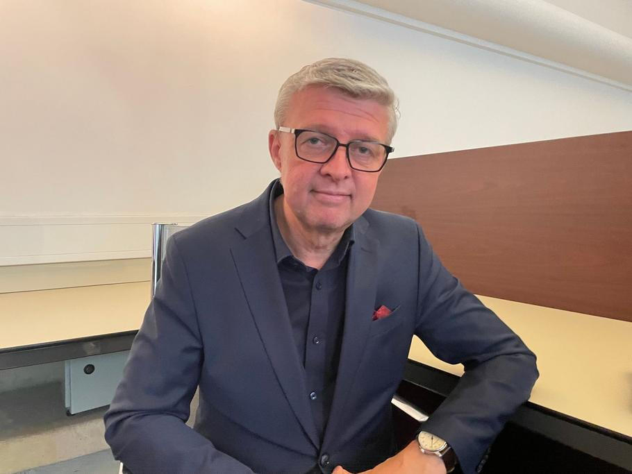 Lídr hnutí ANO v Praze Karel Havlíček tvrdí, že podle stranických průzkumů se v Praze přibližují preferencím koalice Spolu.