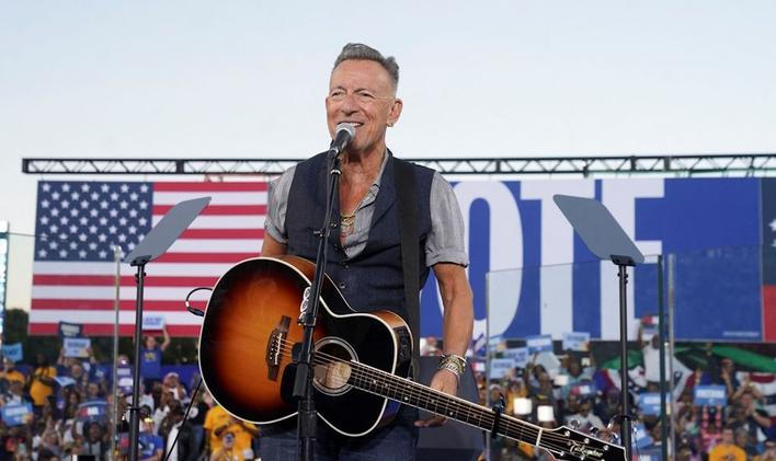 Springsteen Harrisová mítink