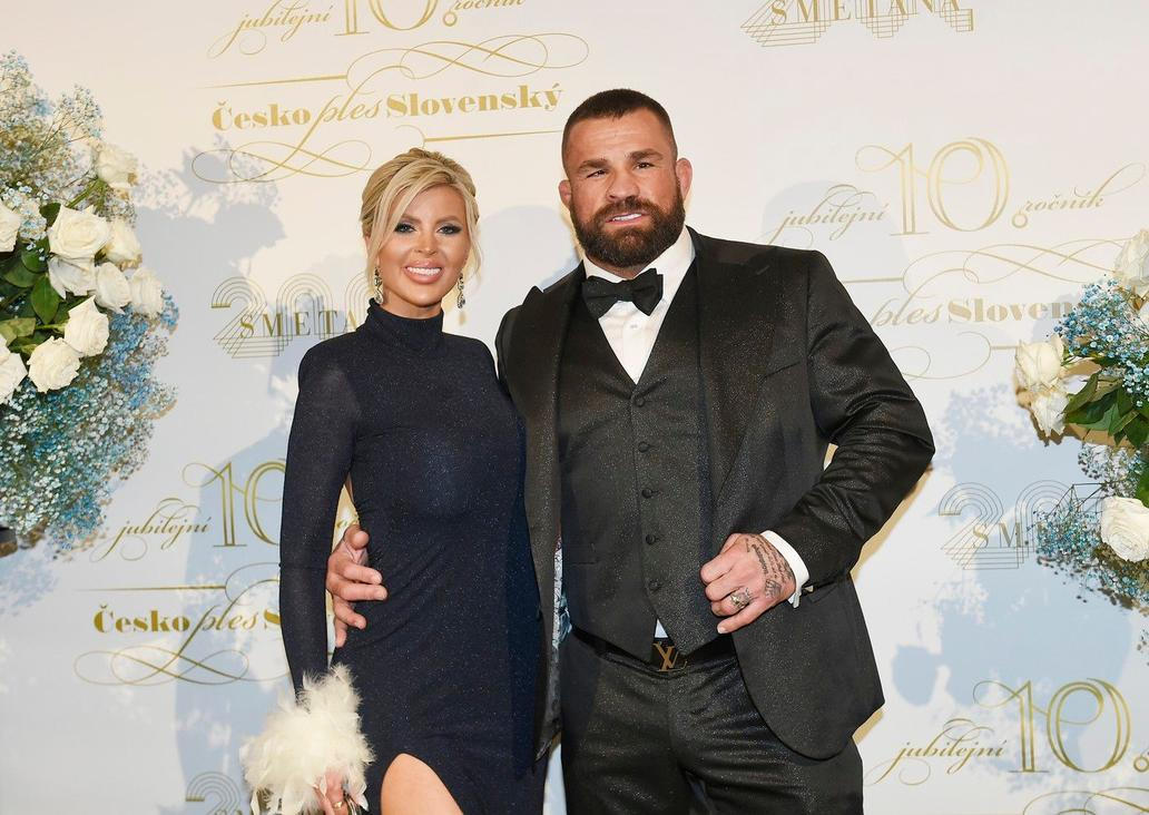 Lela a Karlos Vémola