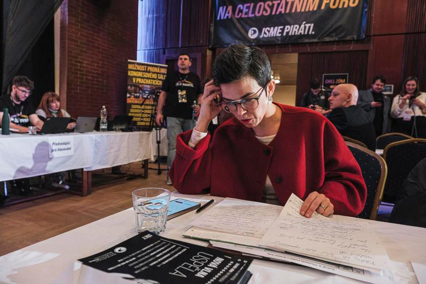 Po nejdražších volbách Piráti nemají peníze. „Fungujeme v extrémně úsporném režimu,“ přiznali