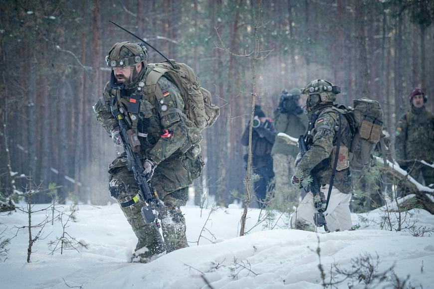 Ukrajina místo Spojených států? V Evropě se začíná mluvit o alianci bez Washingtonu