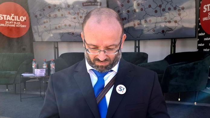 Politické bizáry - Daniel Sterzik