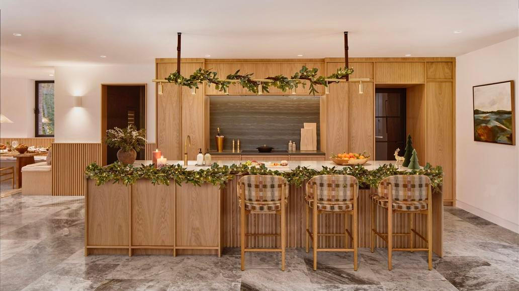 Wife wins ďż˝4.5M Omaze mansion - after ignoring husband's advice 'not to bother'