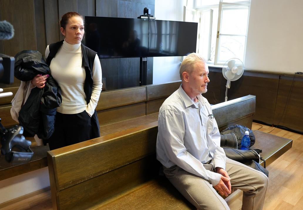 Soud Michaela  Nosková vs. Jindřich Čanda