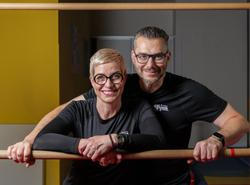 David a Jana Mašátovi razí přístup, který děti vede nejen k pohybu, ale také ke zvládání sociálních kontaktů i vlastních pocitů. Právě zvládání socializace prochází podle nich u dětí největší změnou. „Nastartoval to covid,“ říkají.