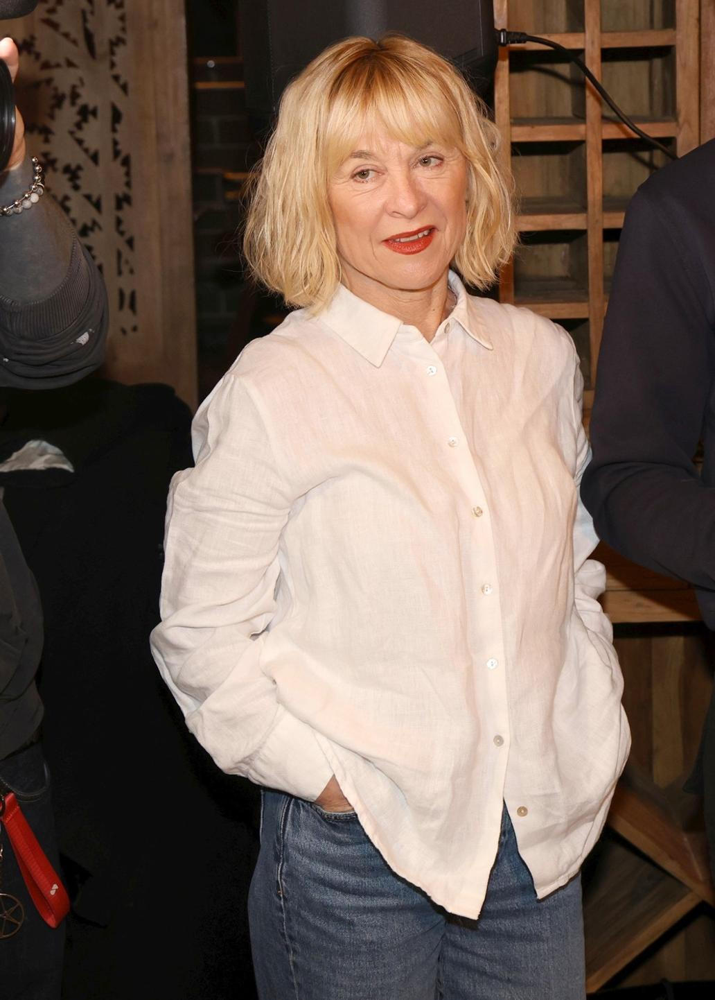 Do svého vyprávění o rodinných vztazích zahrnula i herečku Danu Batulkovou. Dana Batulková