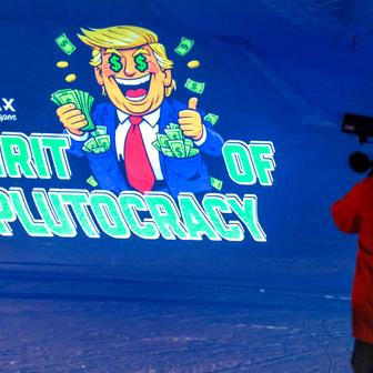 Davos v napětí: čekání na Trumpa, celebrity a politika v jedné galerii