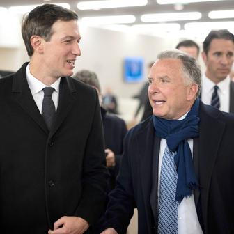 Davos v napětí: čekání na Trumpa, celebrity a politika v jedné galerii