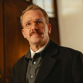 Stanislav Majer ve filmu Něco jako rodina.