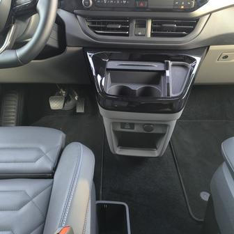 Ford E-Tourneo Custom