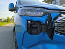 Ford E-Tourneo Custom