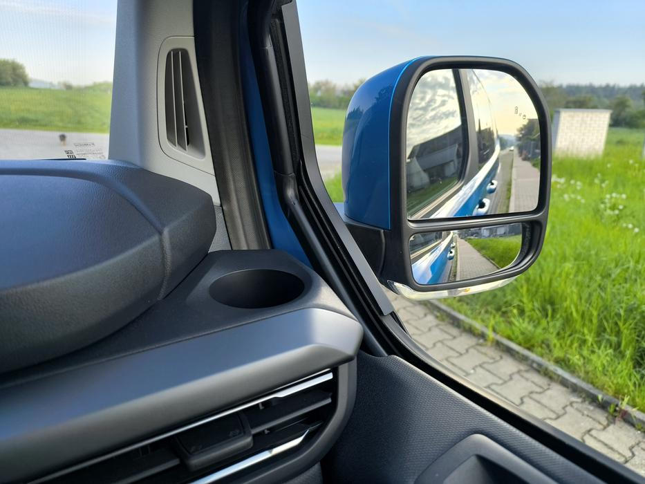 Ford E-Tourneo Custom