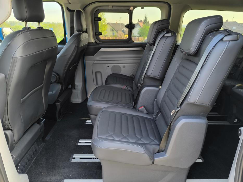 Ford E-Tourneo Custom