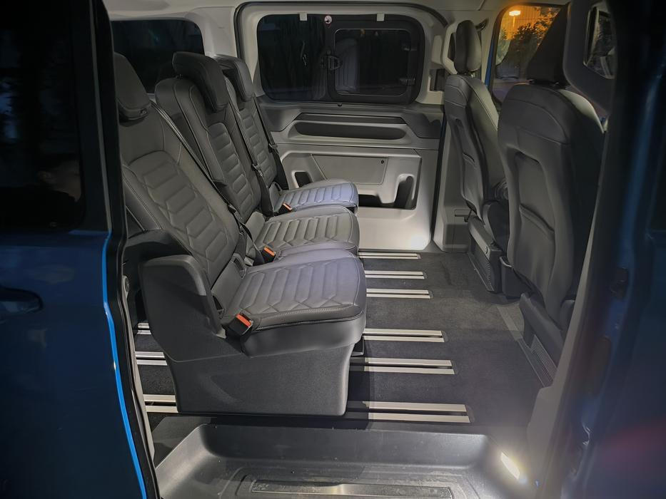 Ford E-Tourneo Custom