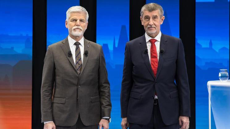 Jsou to už tři roky, co Petr Pavel v prezidentské volbě téměř o milion hlasů porazil Andreje Babiše. Za dva roky se bude vybírat nový pán Hradu znovu.