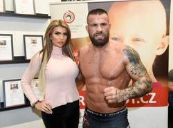 Karlos Vémola, Lela Ceterová