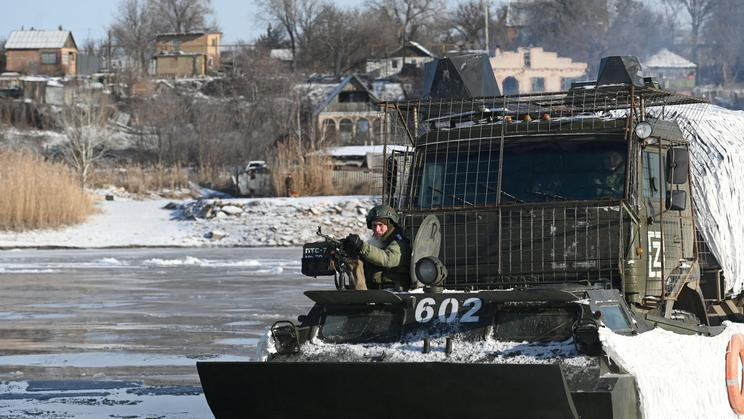Russian soldiers undergo military training in Rostov region