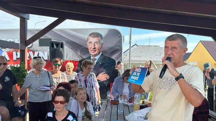 Předseda ANO Andrej Babiš v předvolební kampani před loňskými sněmovními volbami.