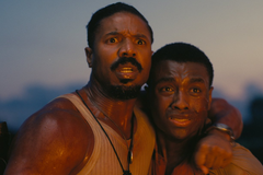 Michael B. Jordan a Miles Caton v americkém snímku Hříšníci.