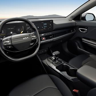 Dohromady je v nabídce pětice výbavových stupňů.