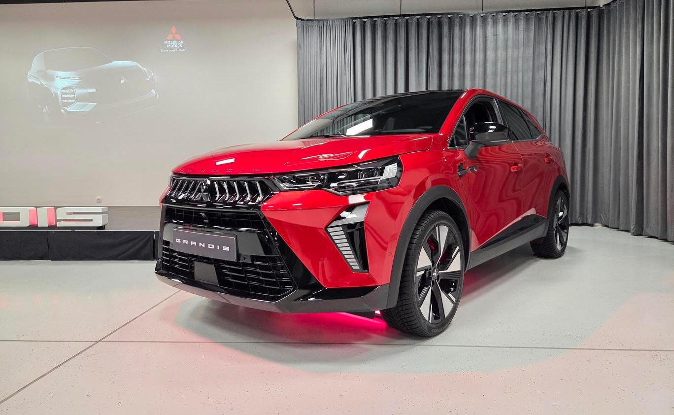 Mitsubishi poprvé v Česku představilo rodinné SUV Grandis.