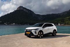 Ta slibuje jízdu za 4,4 l/100 km.