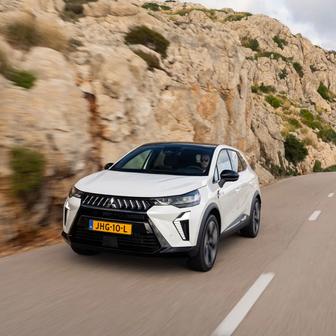 Základní cena vozu je 594 760 korun, což je o něco více než v případě Symbiozu, který se aktuálně prodává s akční slevou.