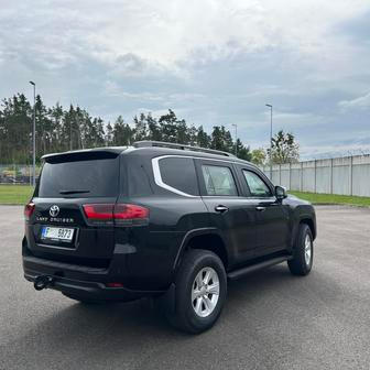 Toyota Land Cruiser LC 300