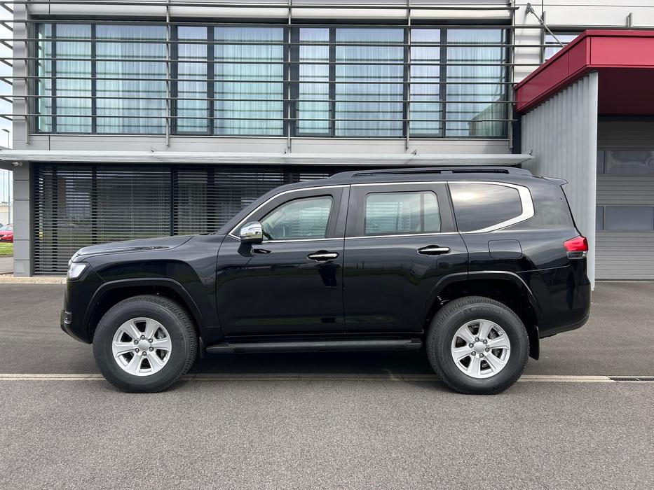Toyota Land Cruiser LC 300