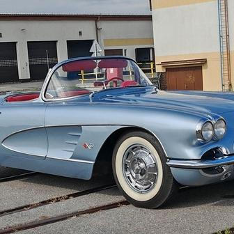 Stát prodá dva zabavené veterány v aukci. 