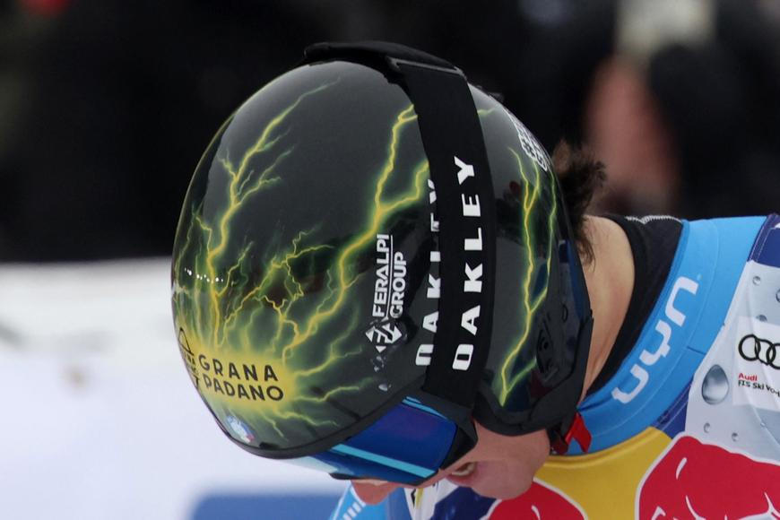 Odermatt znovu na legendární sjezdovce neuspěl, o vysněný triumf ho připravil Ital