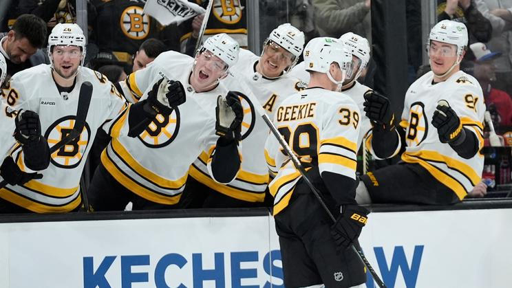 Radost hokejistů Bostonu Bruins 