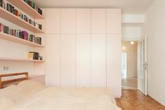 Letná má svůj rytmus, atmosféru i historii – a právě na tyto kvality architekti ze studia 0,5 Studio vědomě navázali. 