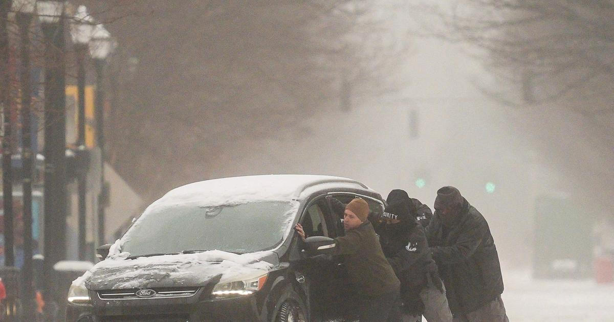Milion Američanů je bez proudu. Meteorologové varují před sněhem a silnými mrazy