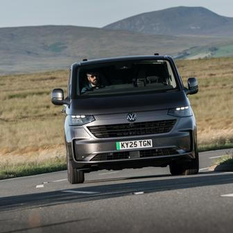 14. Volkswagen Transporter – 12 423 prodaných kusů (meziročně -7,7 %)