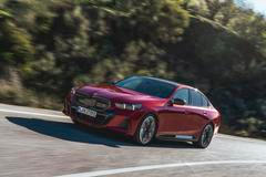 11. BMW řady 5 – 14 528 prodaných kusů (meziročně +54,3 %)