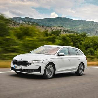 1. Škoda Octavia – 26 913 prodaných kusů (meziročně -25,6 %)