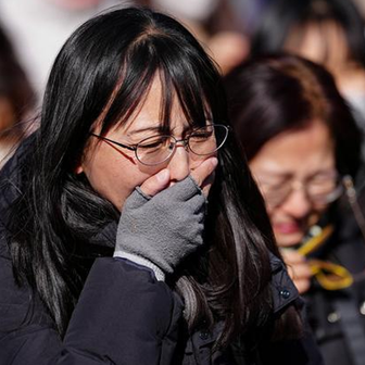 Panda-diplomacie v akci: Tokio se loučí s chlupatými „velvyslanci“