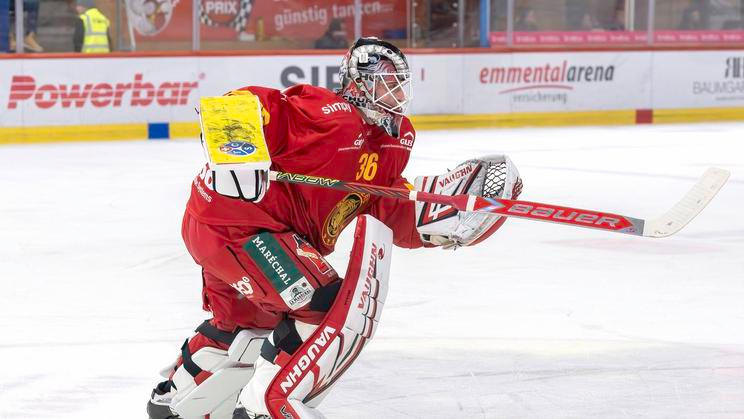 Martin Neckář v dresu Langnau ve švýcarské lize