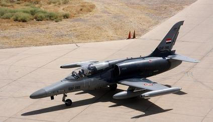 I tento původně český bitevník L-159 Alca se nakonec stal součástí vzdušných sil Iráku.