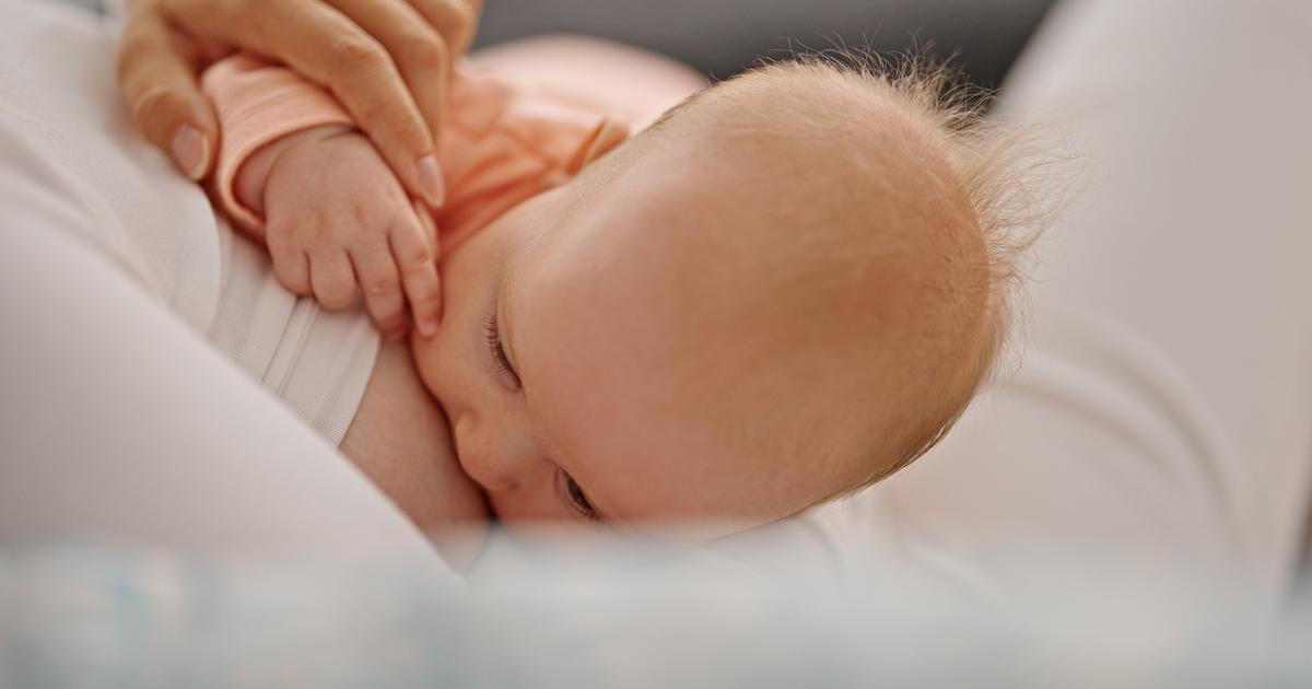 „Myslím na sebevraždu,“ přiznává desetina rodiček. Pomohou jim asistentky. Víme kde