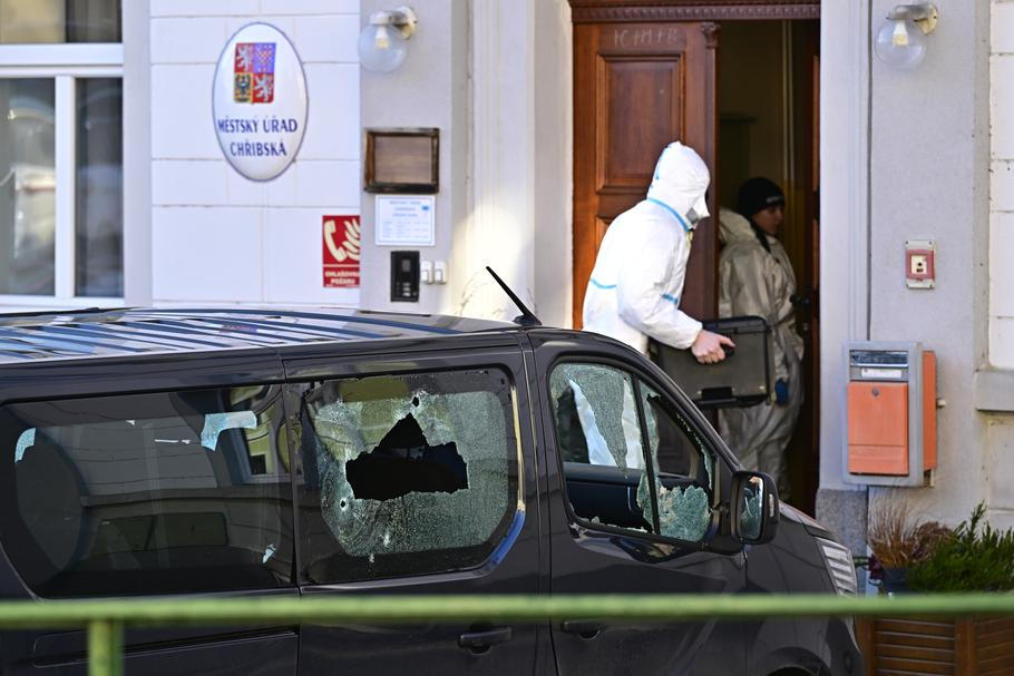 Chřibská, městský úřad, radnice, policie