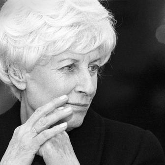 Třicet let bez Olgy Havlové. Síla, laskavost i humor první dámy svobody.