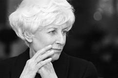 Třicet let bez Olgy Havlové. Síla, laskavost i humor první dámy svobody.