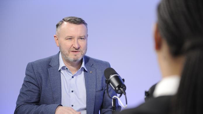 Spotlight - Pavel Drobil